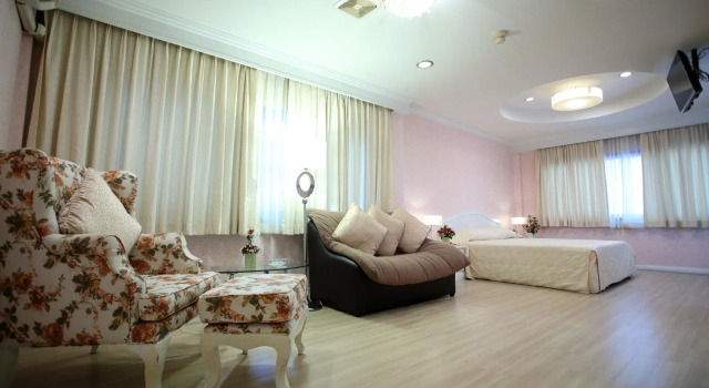 PJ Watergate Hotel