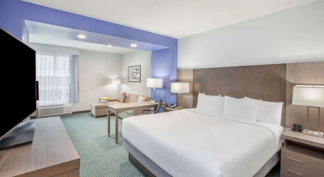 Двухместный люкс Deluxe La Quinta by Wyndham Dallas Duncanville