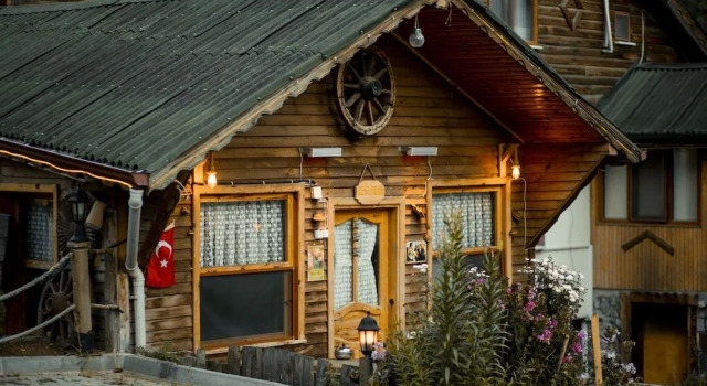 Abant Zumrut Dag Evi