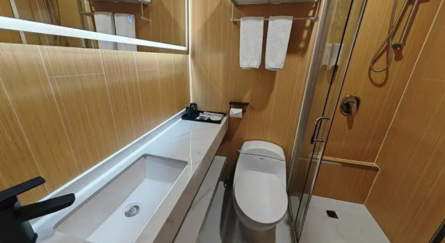 Номер Comfort Holiday Inn Chongqing Yungang