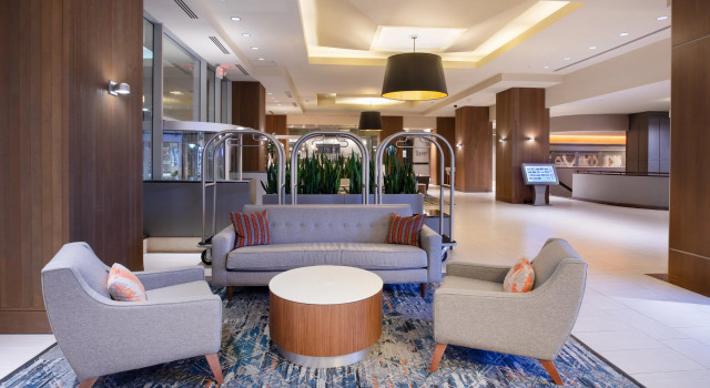 Crowne Plaza Kansas City Downtown by IHG, Забронировать Отель Канзас-Сити Канзас