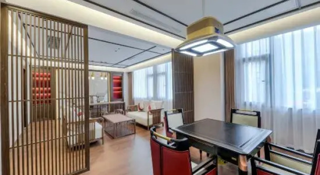 Dazhou Lansiyu Hotel (Aole Shopping Plaza), Prenota Hotel Dazhou Sichuan