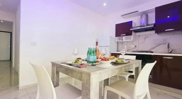 Ninfa sul Mare Apartments, Reserva ahora Apartamento Ricadi Calabria