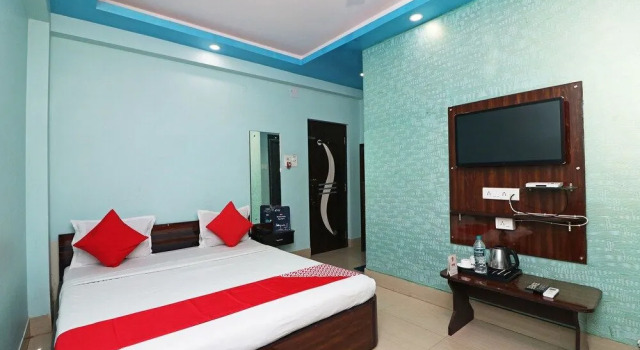 OYO 22214 Hotel Digha Inn, Rezervovat Hotel Hotely v Digha s bazénem, Bazén