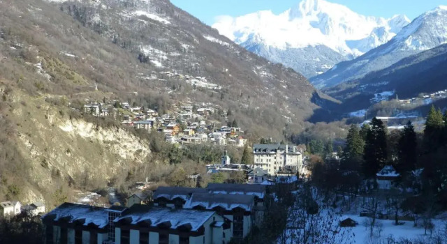 Appartement Brides-les-Bains, 1 pièce, 4 personnes - FR-1-512-121, Prenota Appartamento Hotel a Alvernia con parcheggio, Parcheggio