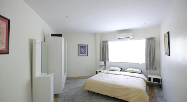 Вилла с 5 комнатами Villa Avalon