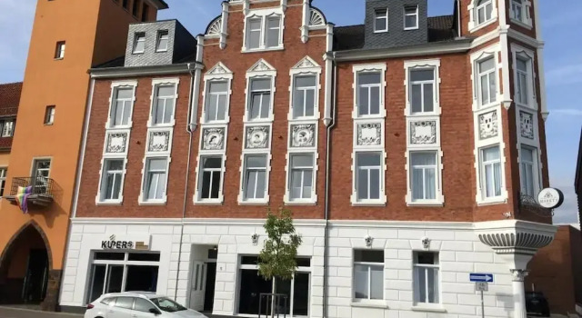 Hotel Markt 5, Забронировать Отель Отели Люббекке с парковкой, Парковка