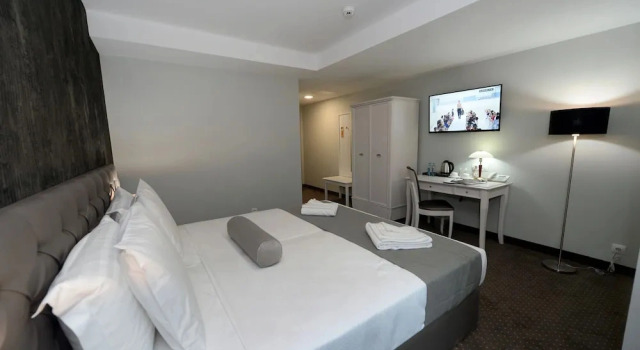 Трёхместный номер Standard с видом на внутренний двор Hotel Alexandar II