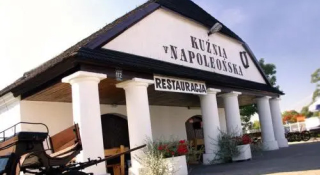 Hotel Kuźnia Napoleońska, Забронировать Отель Отели Тересина с бассейном, Бассейн