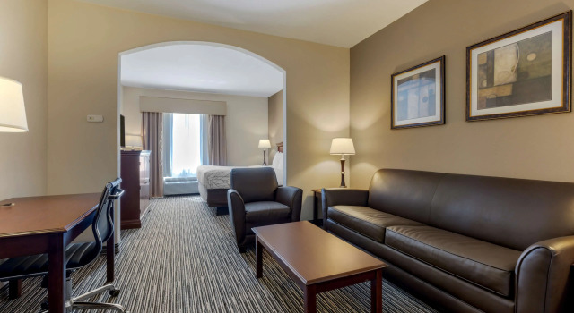 Двухместный люкс Best Western Plus Sweetwater Inn & Suites