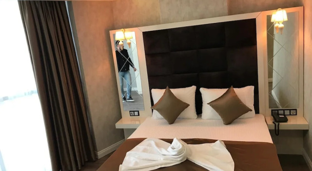 Royal Airport Hotel, Varaa Hotelli Hotellit Marmara-alue pysäköinnillä, Pysäköinti