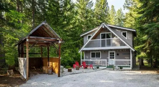 Chiwawa River Chalet, Забронировать Шале Отели Leavenworth Ski 3 звезды, 3*