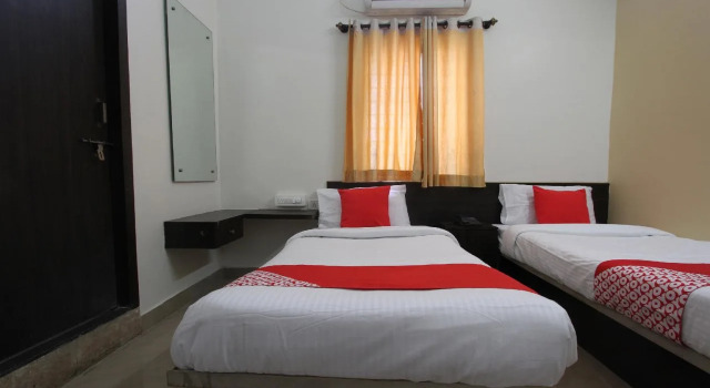 Hotel SKG Comforts by OYO Rooms, Reserva ahora Hotel Gulbarga Karnataka