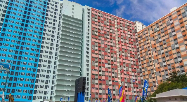 Homey And Comfy Studio Apartment At Sentra Timur Residence, Book Apartment Jakarta Jakarta Province