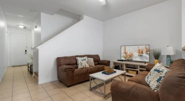Коттедж Cozy 3bdr House Near Disney - AL