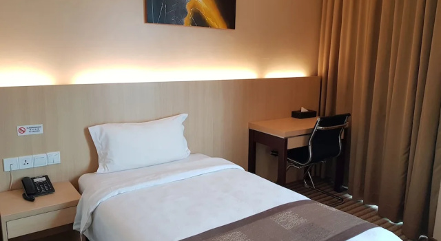Одноместный номер Superior DeHome Boutique Hotel