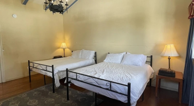 Четырёхместный номер Standard Young Mansion