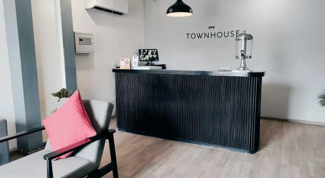 Hotel Ms In, Забронировать Отель Отели Гомти Нагара с парковкой, Парковка