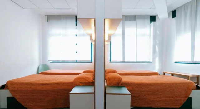 Bett im Wohnheim (Männerwohnheim) Open011