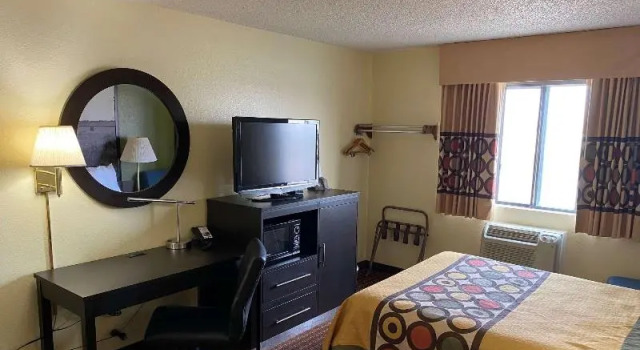 Standard Zimmer Super 8 by Wyndham Colby