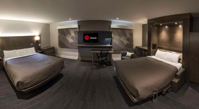 Четырёхместный номер Standard Hôtel & Suites Normandin Lévis
