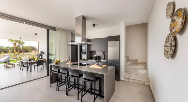 Protaras Aqua Pearl Villa 9, Boek Villa Hotels in Protaras met parkeren, in de buurt van Sunrise Beach, Parkeren