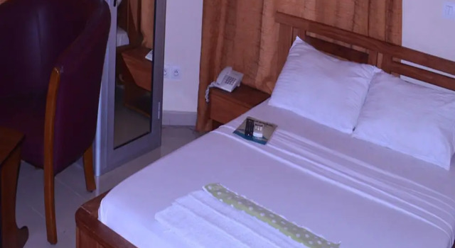 Premium dwuosobowy pokój i balkonem Residences Easy Hotel