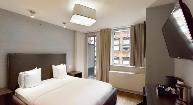 Двухместная студия с балконом Hotel 32 32