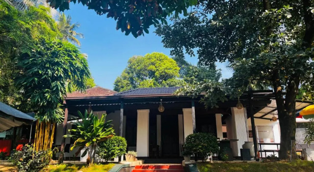 Sadamadala Guest House Kandy, Забронировать Гостевой дом Отели Канди с парковкой, рядом с Kandy Central Hospital, Парковка