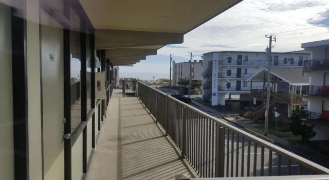 Люкс Surf Inn Suites
