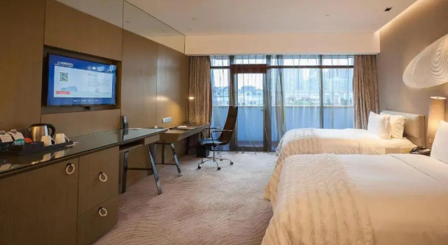 Двухместный номер Standard с видом на город Le Meridien Qingdao West Coast