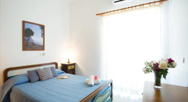 Апартаменты с 2 комнатами Morpheas Apartments