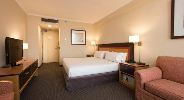 Двухместный номер Executive Holiday Inn Express Puerto Madero by IHG