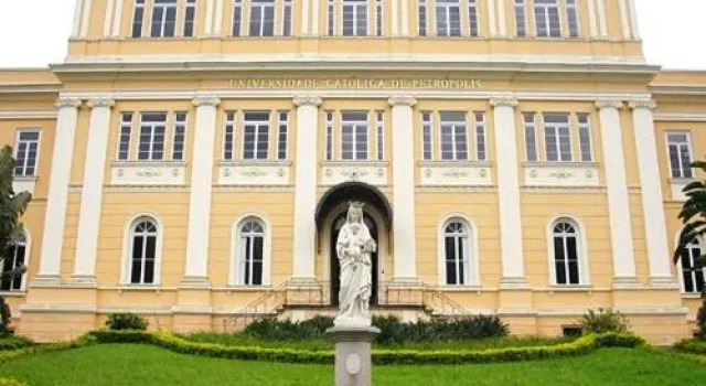 Casa Hostel Petrópolis, Забронировать Хостел Отели Петрополиса с парковкой, рядом с House of Barão de Mauá, Парковка