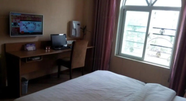 7 Days Inn Neijiang Hanan Street Branch