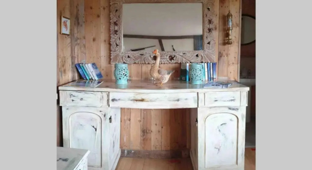 Коттедж FoxesDen, Unique Eco Cabin, Dartmoor views
