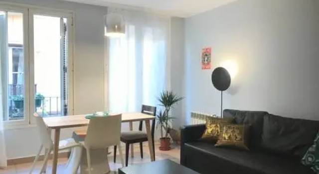 Room Gran Vía Apartments, Забронировать Апартаменты/квартира Апартаменты Мадрида, рядом с Королевский дворец в Мадриде, Апартаменты/квартира