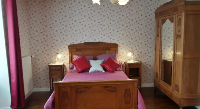 Номер Deluxe Chambres dHôtes et Table dHôtes- Valentine 44