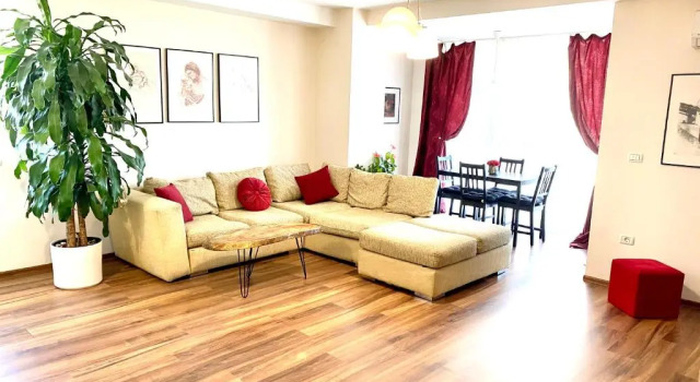 Firenze Apartment