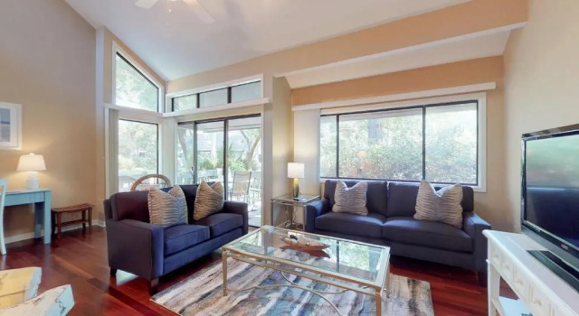 243 Turnberry Village