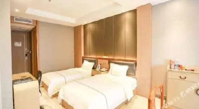 Super 8 Jinzhou Nanhuan Road Changjiang University, Prenota Hotel Hotel a Hubei con parcheggio, Parcheggio