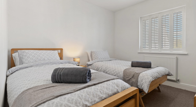 Park Gardens - Lovely Cottage, Parking, Central Location