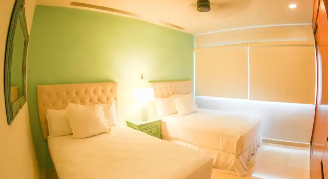 Апартаменты Fabulous 3BR Condo steps away from 5th Avenue and beach by Happy Adddress