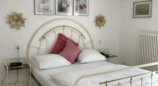 Семейный номер Standard с видом на внутренний двор Hotel Murtenhof & Krone