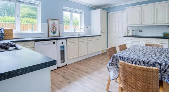 Коттедж с 3 комнатами Audreys - 3 Bed Holiday Home - Manorbier