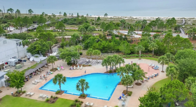 Walk to Beach & Pool: Windmark Beach Home!, Забронировать Дом для отпуска Виллы Порт-Сент-Джо, рядом с Пляж Windmark, Вилла