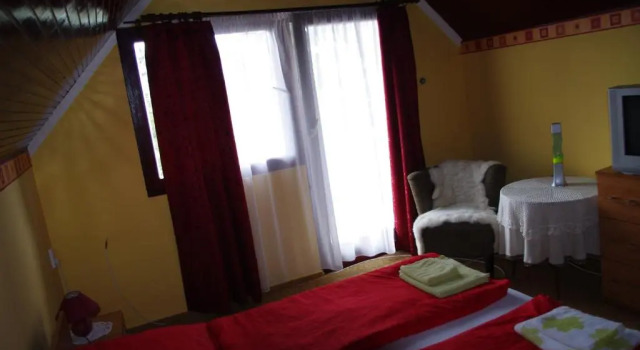 Horváth Kert Vendégház, Reserva ahora Hotel Zirc Veszprem