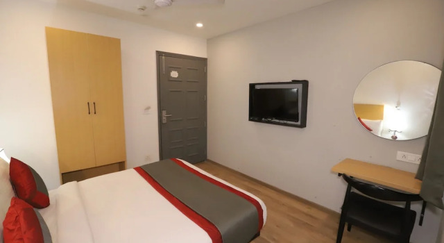 Qotel Hotel La Serene Gagan Vihar