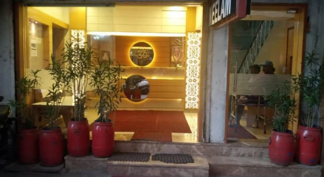 Goroomgo Neelam Indore