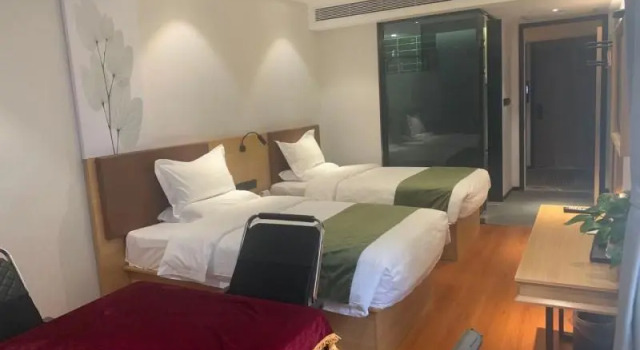 Greentree Inn Datong City High Speed Railway Stati, Prenota Hotel Datong Shanxi, vicino a Fahua Temple